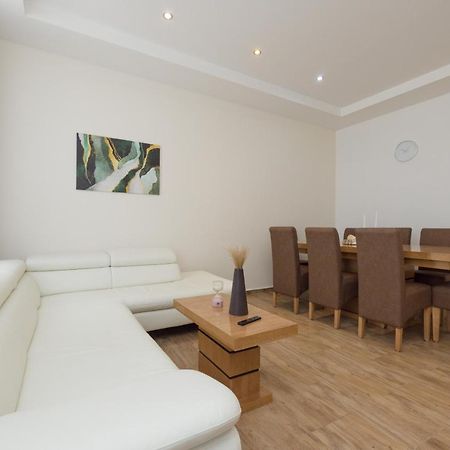 Favoriten Dream Apartment 1100 Wina Bagian luar foto